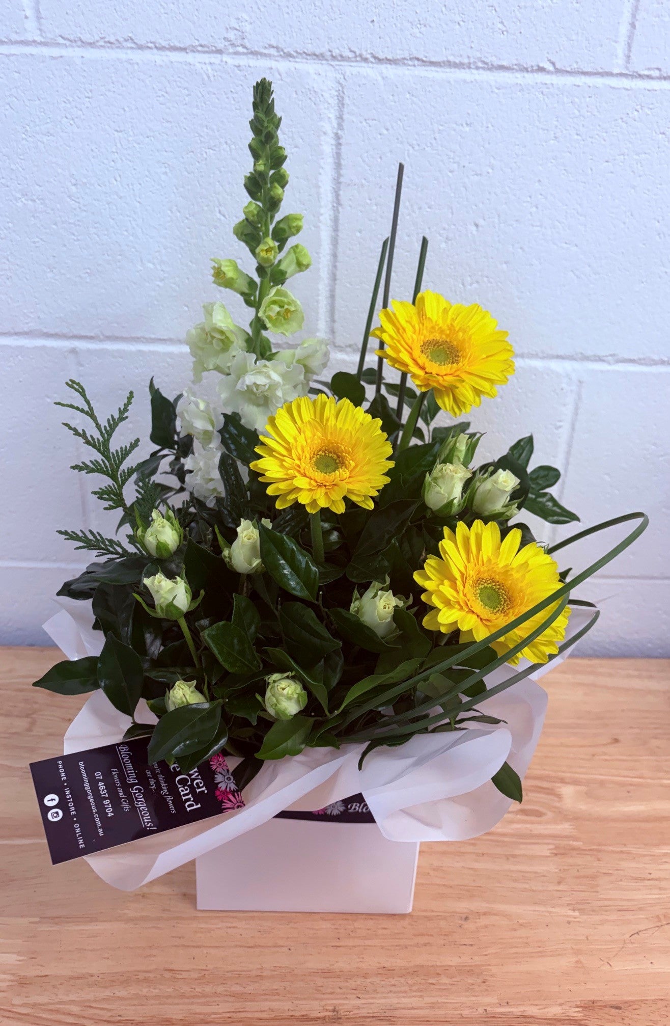 
                  
                    Designer's Choice Arrangement
                  
                