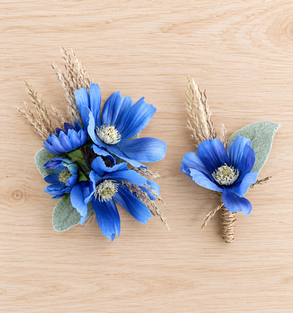 
                  
                    Cosmos Flower Corsage
                  
                